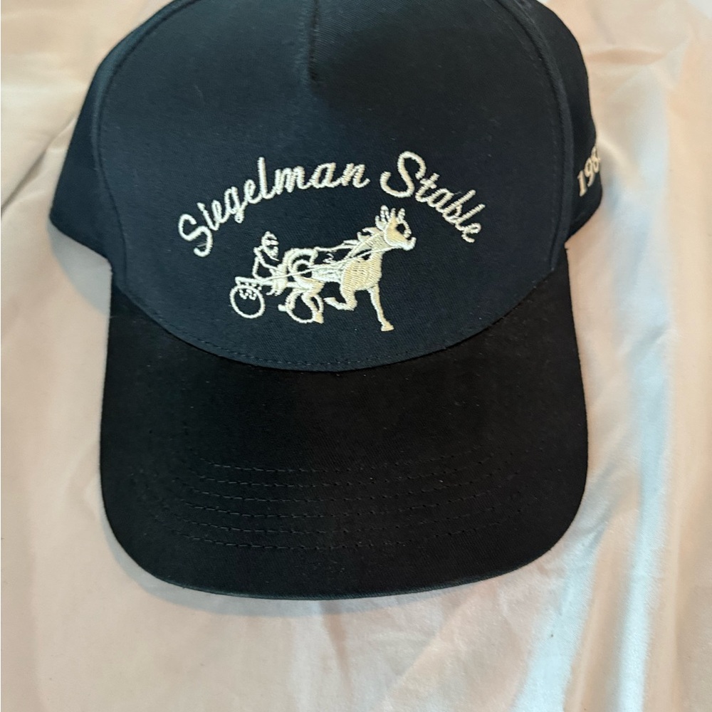 Siegelman Stable Black Cap NEW